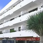 Udalla Park - & Ξενοδοχείο με διαμερίσματα 3*
