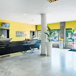 Ξενοδοχείο με διαμερίσματα Udalla Park - & 3*